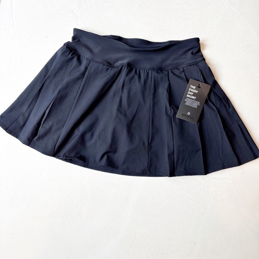 Etonic NWT Black Mini Pleated The Every Day Skort Size Small